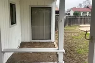 2189 N Burl Dr, Hanford, CA 93230 - Photo 8