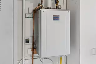 3032 Arguello Dr, Burlingame, CA 94010 - Photo 48