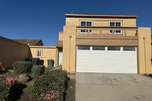 1588 Cherokee Dr, Salinas, CA 93906 - Photo 2