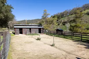 42250 Carmel Valley Rd, Greenfield, CA 93927 - Photo 42
