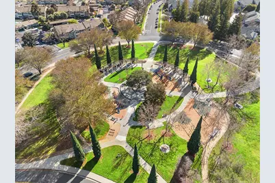 1376 Yamada Dr, San Jose, CA 95131 - Photo 20