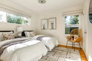 357 McKendry Dr, Menlo Park, CA 94025 - Photo 10