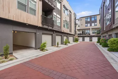 220 Waters Park Cir 201, San Mateo, CA 94403 - Photo 18