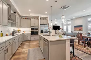 220 Waters Park Cir 201, San Mateo, CA 94403 - Photo 2