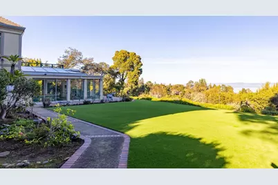 2930 Privet Dr, Hillsborough, CA 94010 - Photo 136