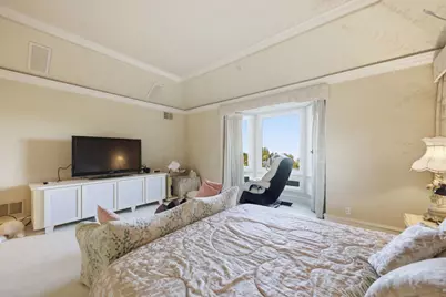 2930 Privet Dr, Hillsborough, CA 94010 - Photo 58