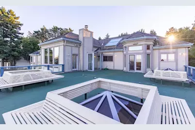 2930 Privet Dr, Hillsborough, CA 94010 - Photo 50