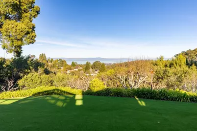 2930 Privet Dr, Hillsborough, CA 94010 - Photo 138