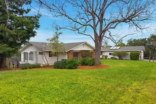 10915 Mora Dr, Los Altos Hills, CA 94024 - Photo 2