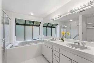 10915 Mora Dr, Los Altos Hills, CA 94024 - Photo 22