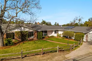 10915 Mora Dr, Los Altos Hills, CA 94024 - Photo 38