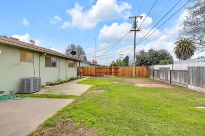 2733 10th Ave, Merced, CA 95340 - Photo 28