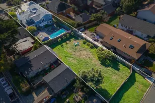 108/811 Clark/Pelton, Santa Cruz, CA 95060 - Photo 1