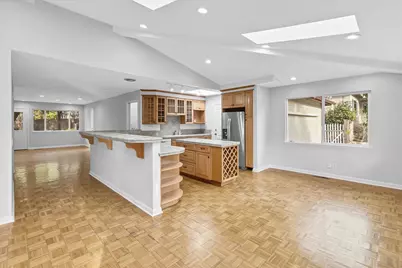 860 Sunset Dr, Pacific Grove, CA 93950 - Photo 12