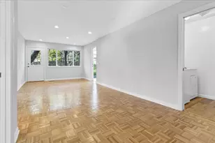 860 Sunset Dr, Pacific Grove, CA 93950 - Photo 16