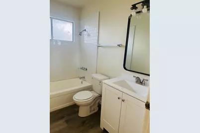 1707 W Swain Rd 10, Stockton, CA 95207 - Photo 6