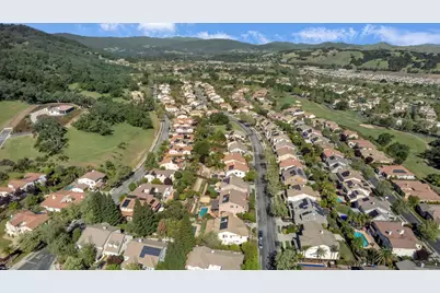 7115 Lahinch Dr, Gilroy, CA 95020 - Photo 24