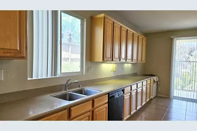 13416 Silver Stirrup Dr, Corona, CA 92883 - Photo 18