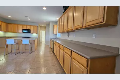 13416 Silver Stirrup Dr, Corona, CA 92883 - Photo 16
