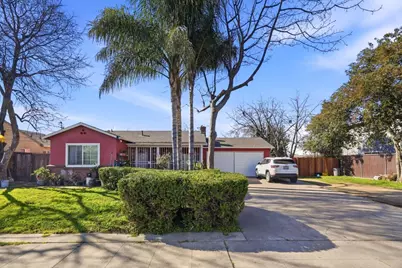 855 N 12th St, San Jose, CA 95112 - Photo 2