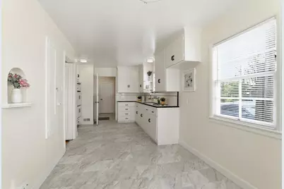 894 S 10th St, San Jose, CA 95112 - Photo 14