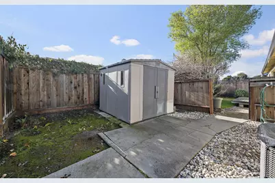 690 Albion Dr, San Jose, CA 95136 - Photo 28