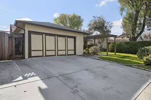 690 Albion Dr, San Jose, CA 95136 - Photo 30