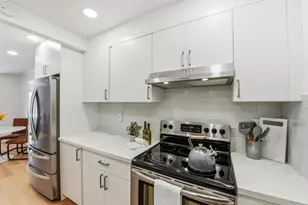 1940 Mount Vernon Ct 1, Mountain View, CA 94040 - Photo 12