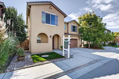 301 Slate Ave, Hollister, CA 95023 - Photo 4