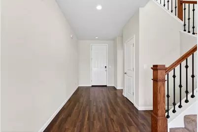 301 Slate Ave, Hollister, CA 95023 - Photo 10