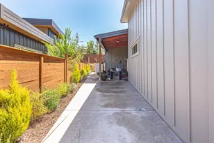 18870 Old Bridge Rd, Jamestown, CA 95327 - Photo 44