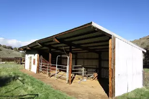 19825 New Idria Rd, Paicines, CA 95043 - Photo 18