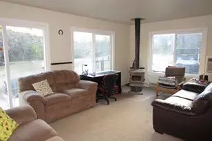 19825 New Idria Rd, Paicines, CA 95043 - Photo 12