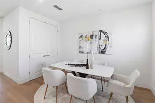 925 De Guigne Dr 4, Sunnyvale, CA 94085 - Photo 18