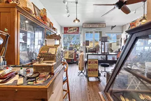 883 Lighthouse Ave, Monterey, CA 93940 - Photo 10