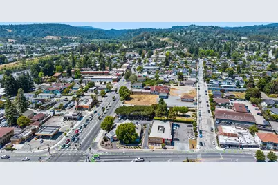 806 Ocean St, Santa Cruz, CA 95060 - Photo 4