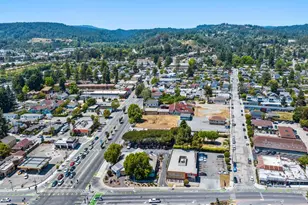 806 Ocean St, Santa Cruz, CA 95060 - Photo 4