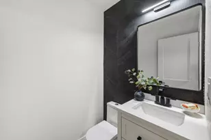 2044 Voss Park Ln, San Jose, CA 95131 - Photo 12