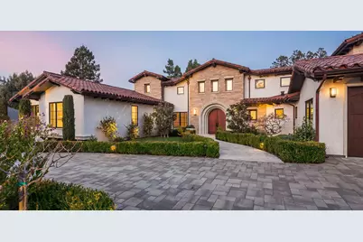 2950 Churchill Dr, Hillsborough, CA 94010 - Photo 2