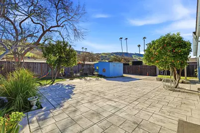 366 Curie  Drive Dr, San Jose, CA 95119 - Photo 32