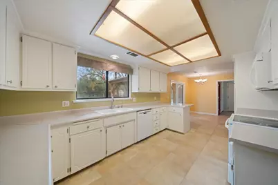 7235 Amigo Way, Redding, CA 96002 - Photo 12