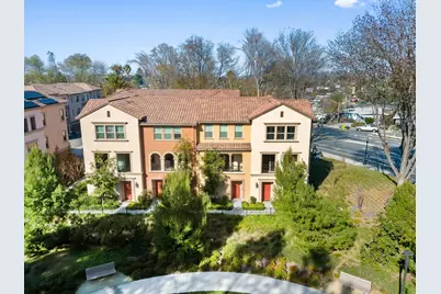 1070 Darwin Ter 4, Sunnyvale, CA 94085 - Photo 2