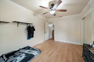 409 Smile Pl, Redding, CA 96001 - Photo 12