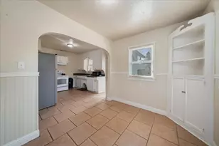 409 Smile Pl, Redding, CA 96001 - Photo 8