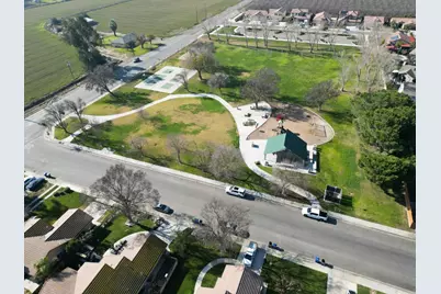 2126 McKinley Ct, Los Banos, CA 93635 - Photo 22