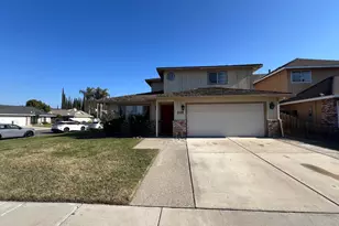 2126 Mc Kinley Ct, Los Banos, CA 93635 - Photo 2