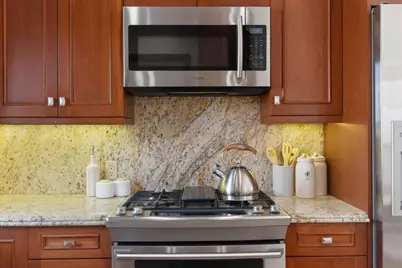 220 Palm Ave, Millbrae, CA 94030 - Photo 16