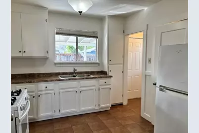 961 S 7th St, San Jose, CA 95112 - Photo 8