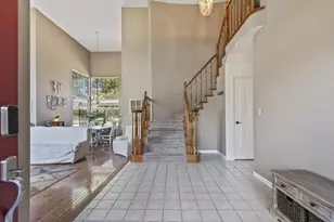 310 Bonnie Ln, Hollister, CA 95023 - Photo 2