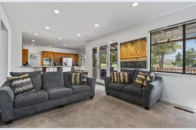 310 Bonnie Ln, Hollister, CA 95023 - Photo 12